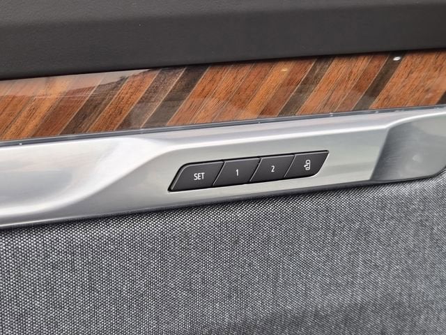 2026 Cadillac Escalade Platinum Luxury