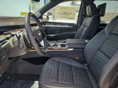 2026 Cadillac Escalade Platinum Sport