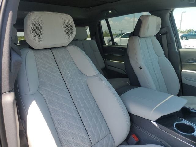 2025 Cadillac ESCALADE IQ Luxury 1