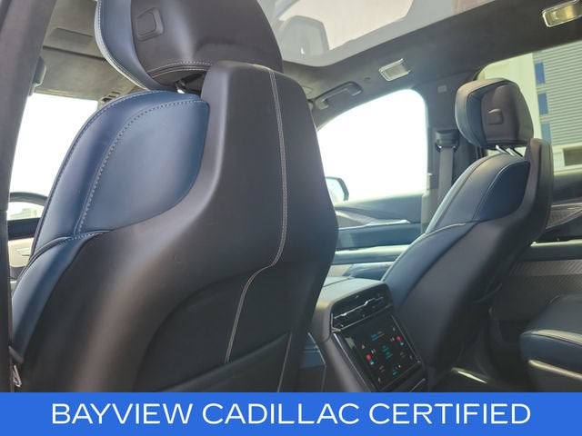 2025 Cadillac ESCALADE IQ Luxury 2