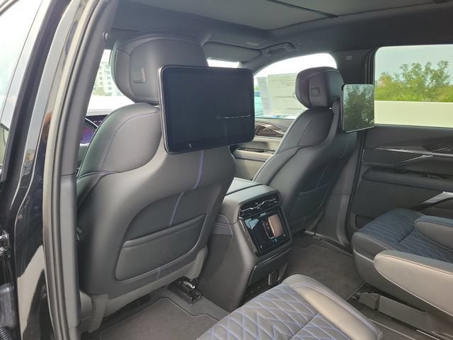 2026 Cadillac ESCALADE IQ Sport