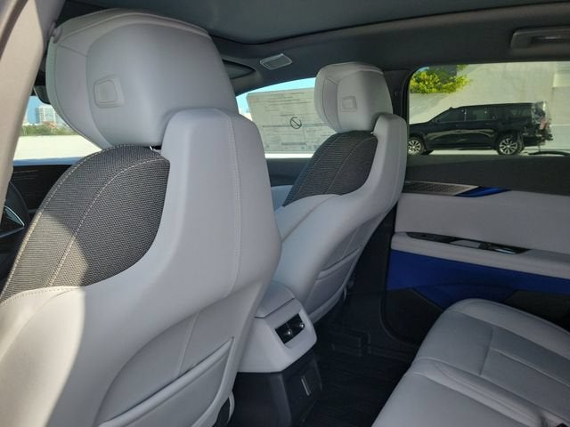 2027 Cadillac OPTIQ Luxury