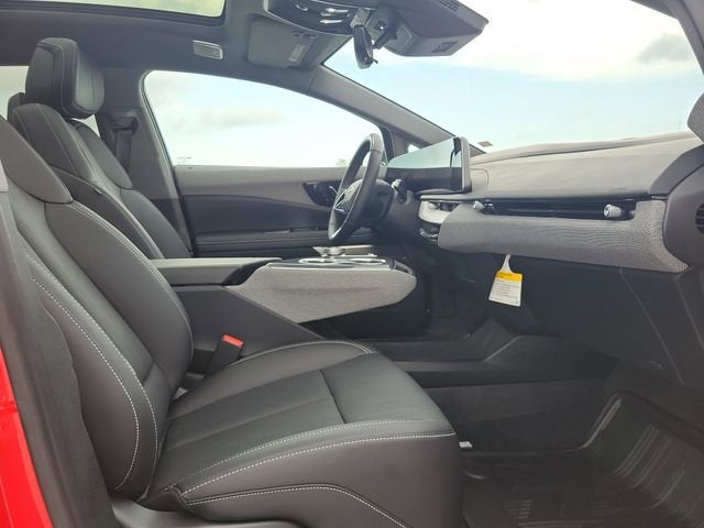 2025 Cadillac OPTIQ Sport 2