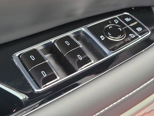 2025 Cadillac OPTIQ Sport 2