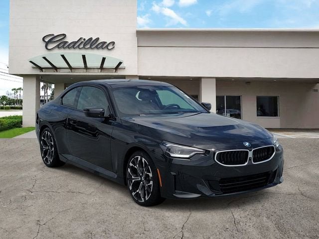 2025 BMW 2 Series 230i