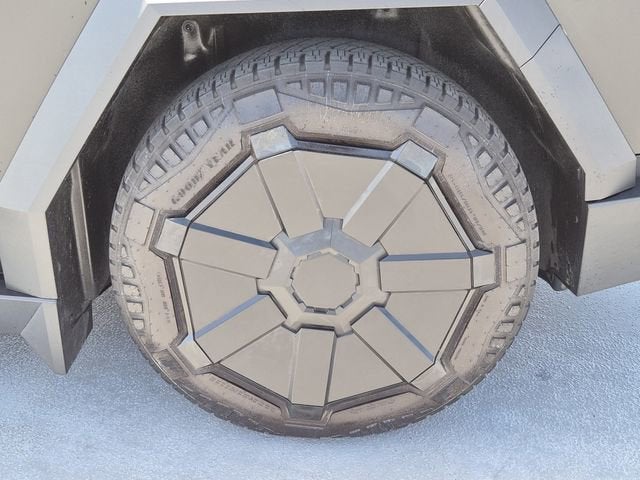 2024 Tesla Cybertruck NA