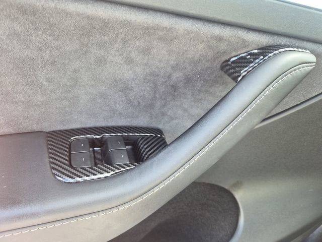 2024 Tesla Model Y Performance