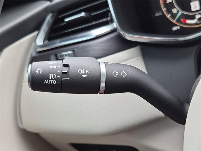 2025 Jaguar F-PACE R-Dynamic S