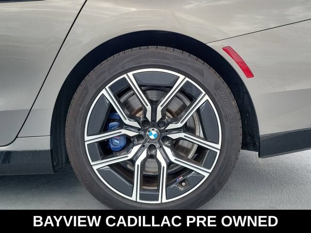 2023 BMW 7 Series 740i