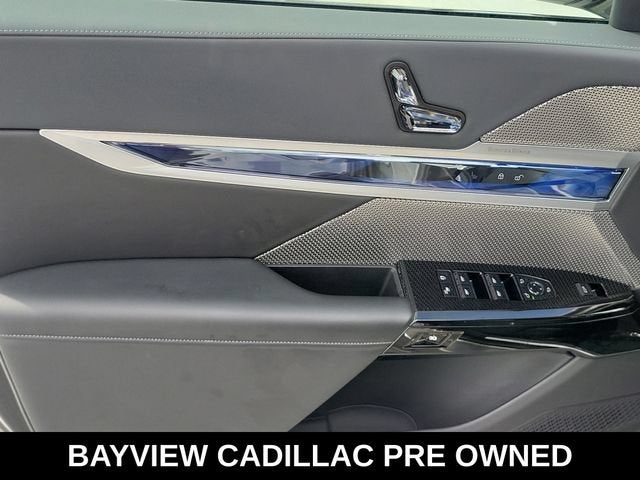 2023 BMW 7 Series 740i