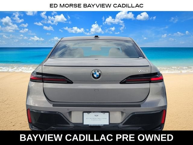 2023 BMW 7 Series 740i