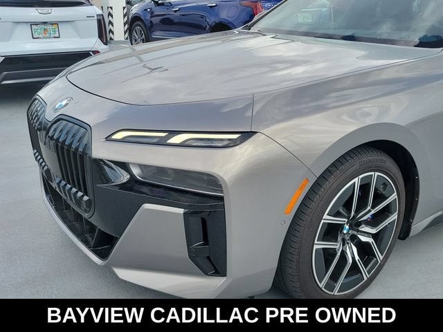 2023 BMW 7 Series 740i