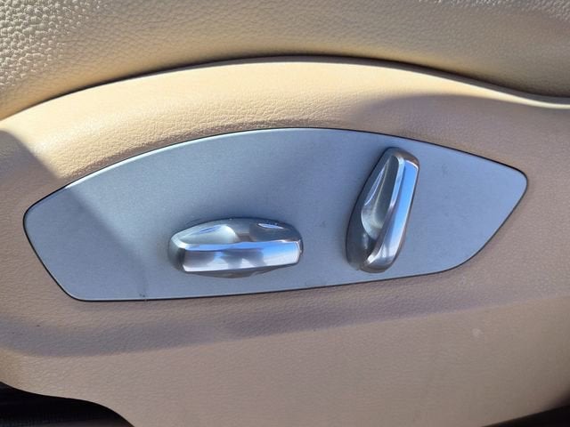 2016 Porsche Cayenne Base