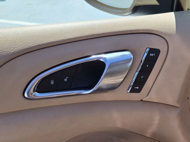 2016 Porsche Cayenne Base