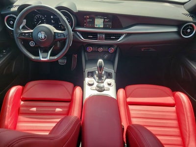2025 Alfa Romeo Stelvio SPRINT