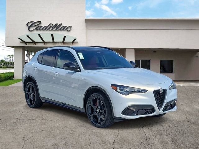 2025 Alfa Romeo Stelvio SPRINT