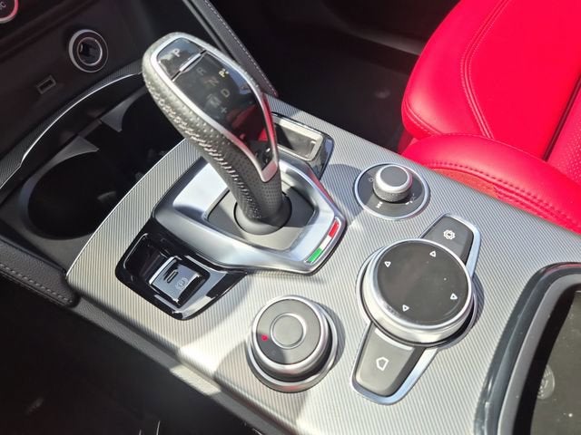 2025 Alfa Romeo Stelvio SPRINT