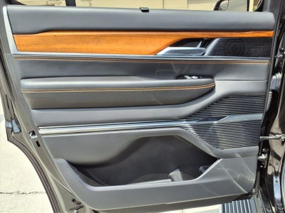 2022 Jeep Grand Wagoneer Series III