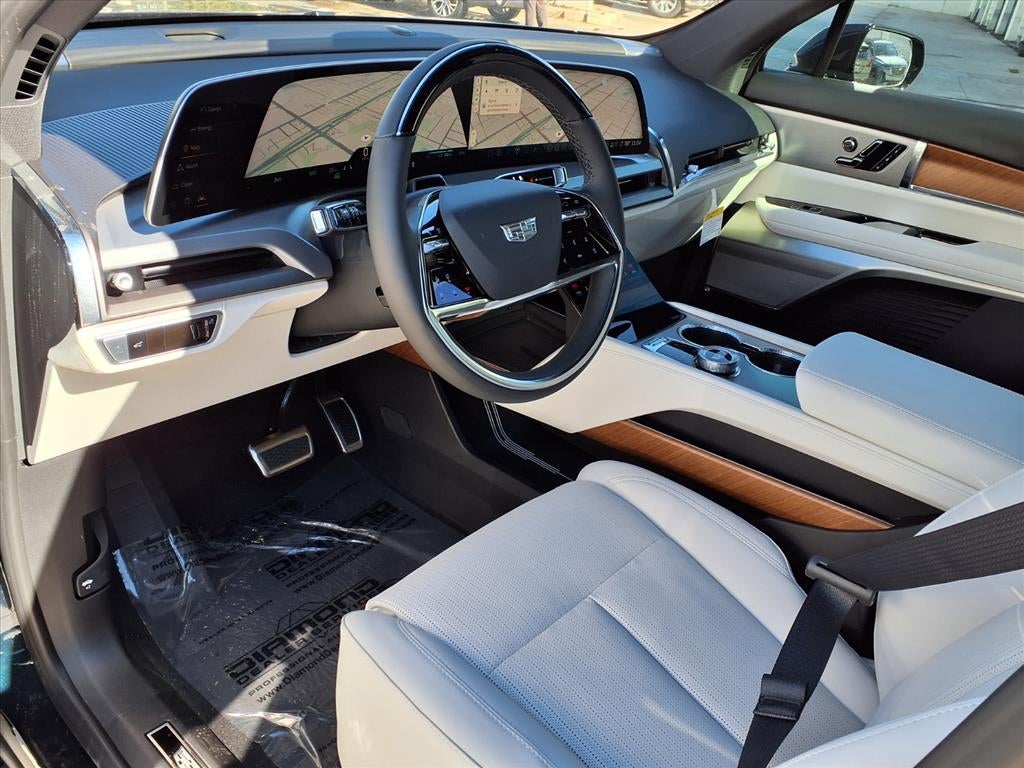 2026 Cadillac VISTIQ Luxury