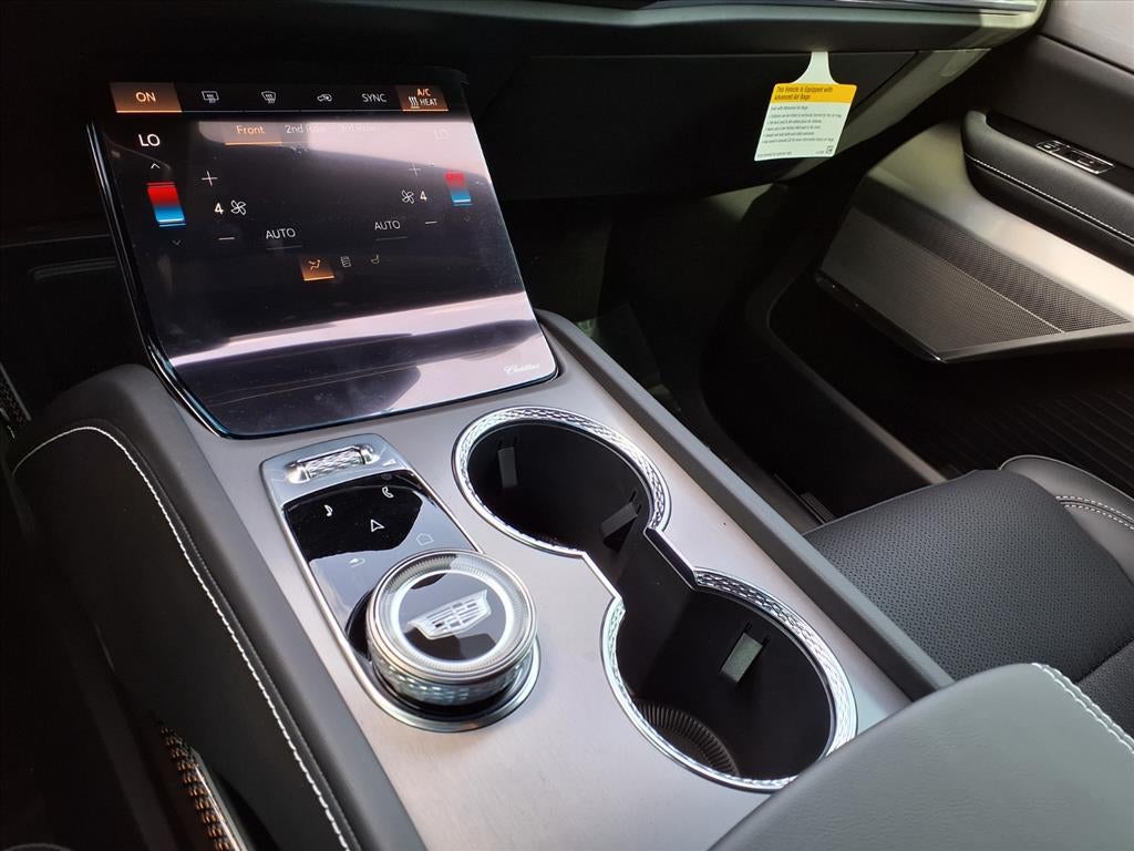 2026 Cadillac VISTIQ Luxury