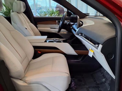 2026 Cadillac VISTIQ Luxury
