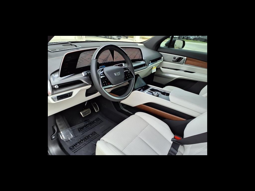 2026 Cadillac VISTIQ Luxury