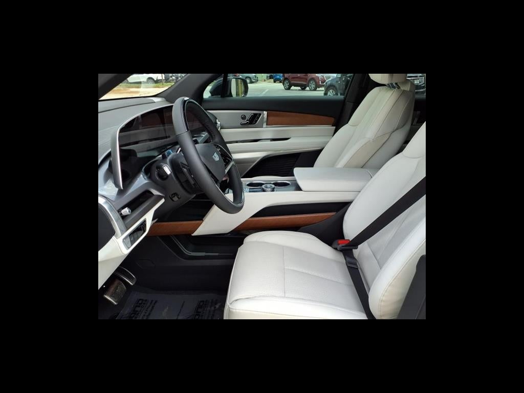 2026 Cadillac VISTIQ Luxury