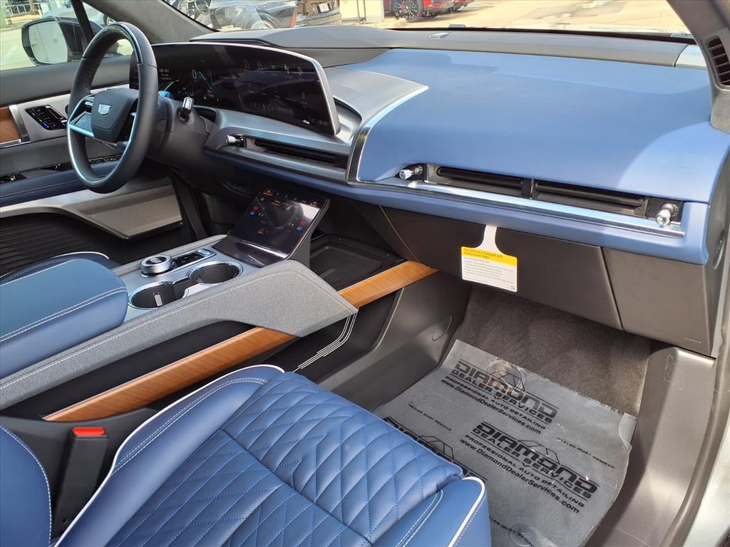 2026 Cadillac VISTIQ Premium Luxury