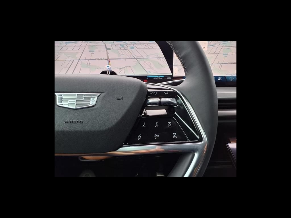 2027 Cadillac VISTIQ Sport - Photo 18