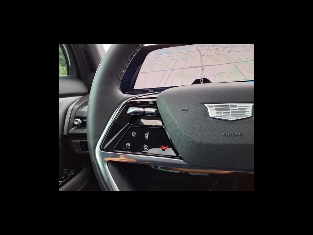 2027 Cadillac VISTIQ Sport - Photo 19