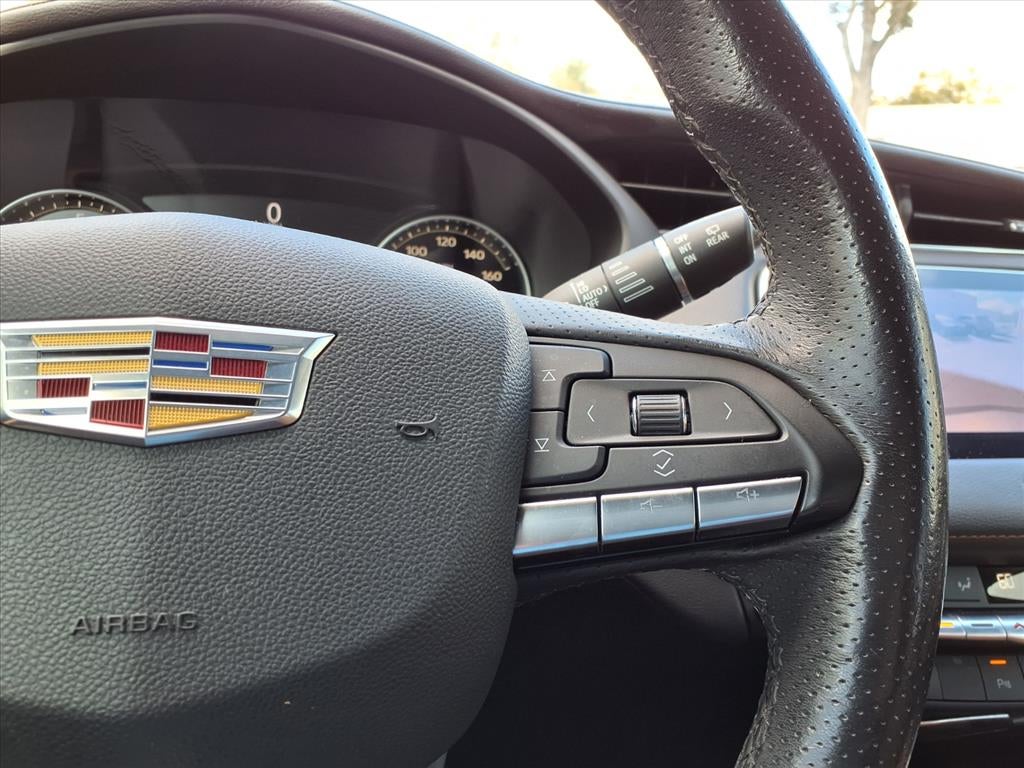 2023 Cadillac XT4 Sport