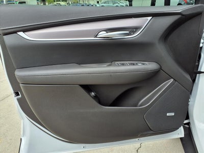 2026 Cadillac XT5 Luxury