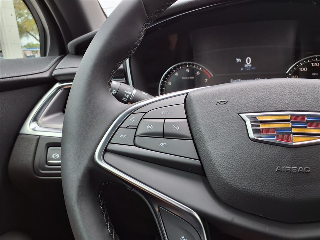 2026 Cadillac XT5 Luxury