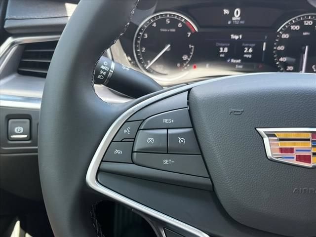 2026 Cadillac XT5 Luxury