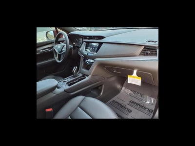 2026 Cadillac XT5 Luxury
