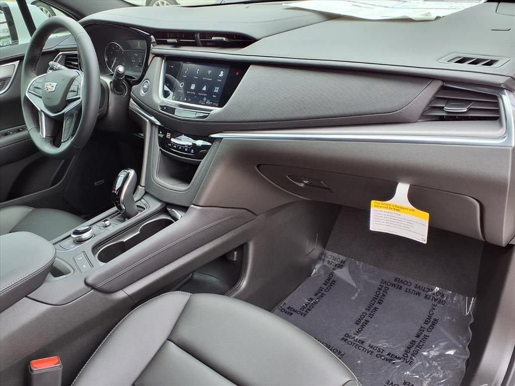 2026 Cadillac XT5 Luxury