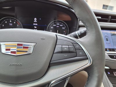 2022 Cadillac XT5 Premium Luxury