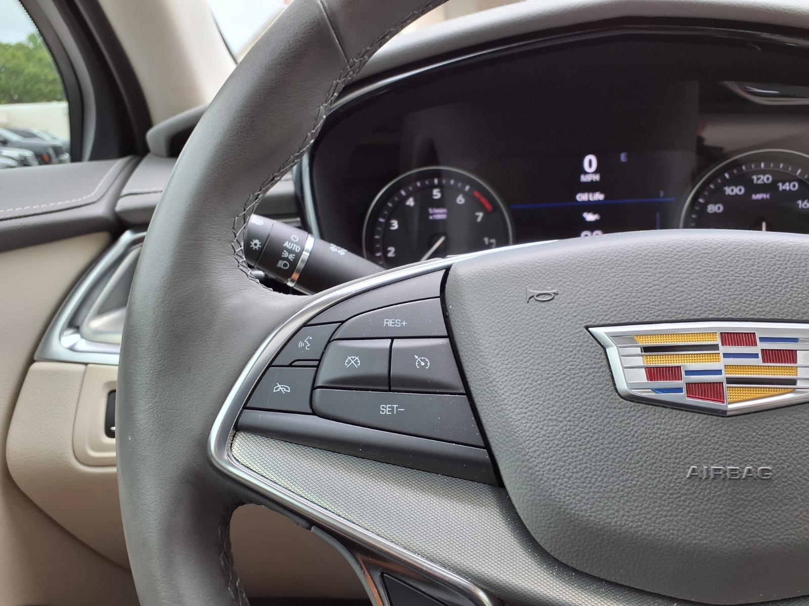 2022 Cadillac XT5 Premium Luxury