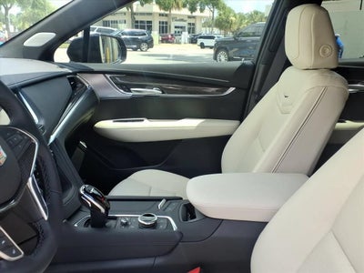 2026 Cadillac XT5 Sport