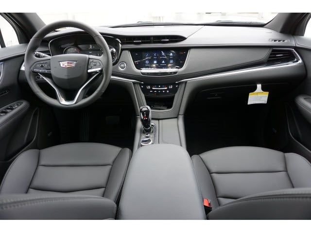 2025 Cadillac XT6 Luxury