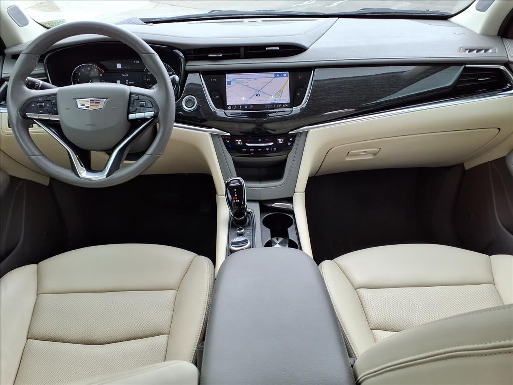 2023 Cadillac XT6 Premium Luxury