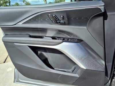 2026 Cadillac LYRIQ Premium Luxury