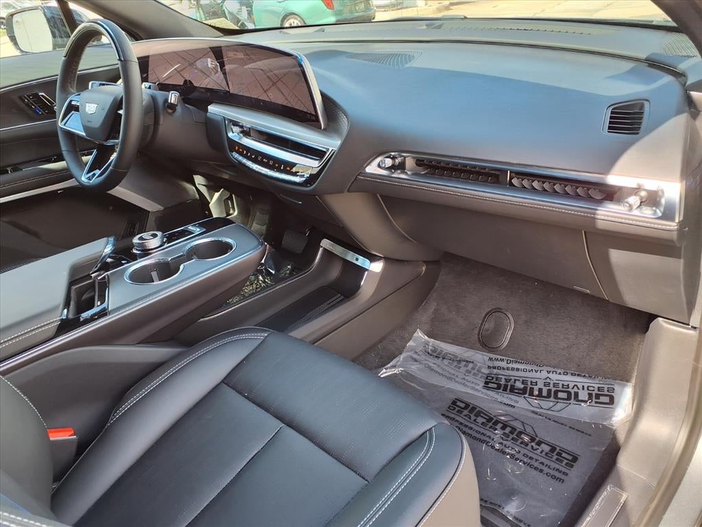 2026 Cadillac LYRIQ Premium Luxury