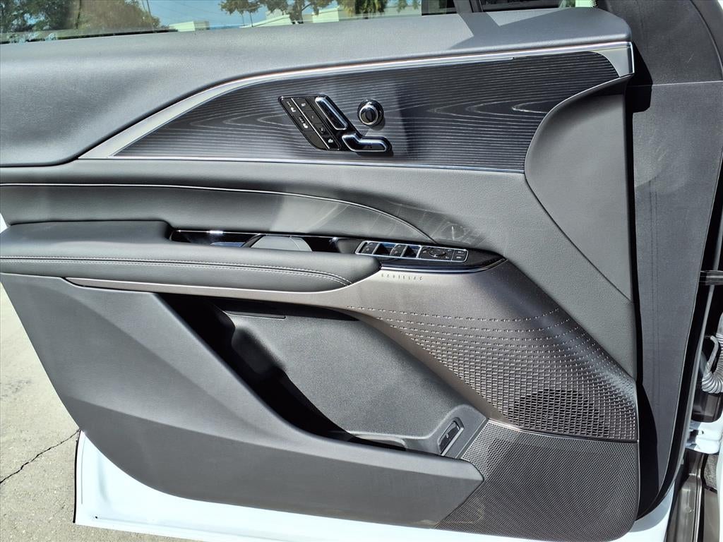 2026 Cadillac LYRIQ Sport