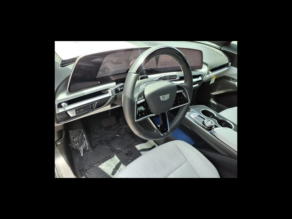 2026 Cadillac LYRIQ Sport