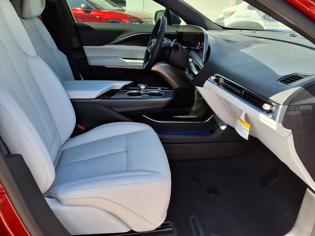 2026 Cadillac LYRIQ Premium Sport