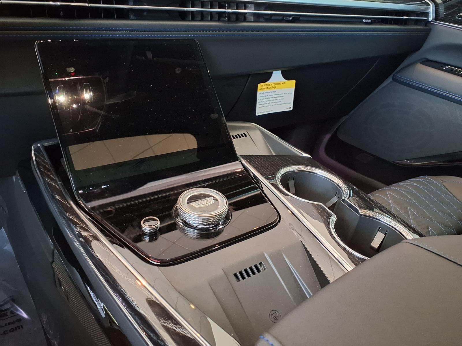 2026 Cadillac ESCALADE IQL Sport