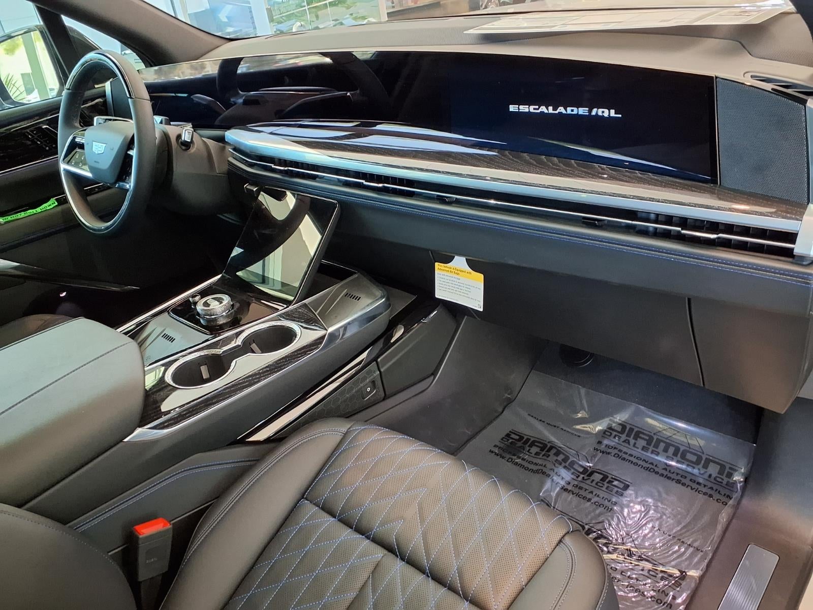 2026 Cadillac ESCALADE IQL Sport