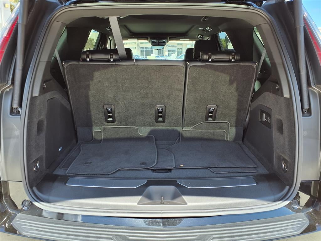 2024 Cadillac Escalade Sport