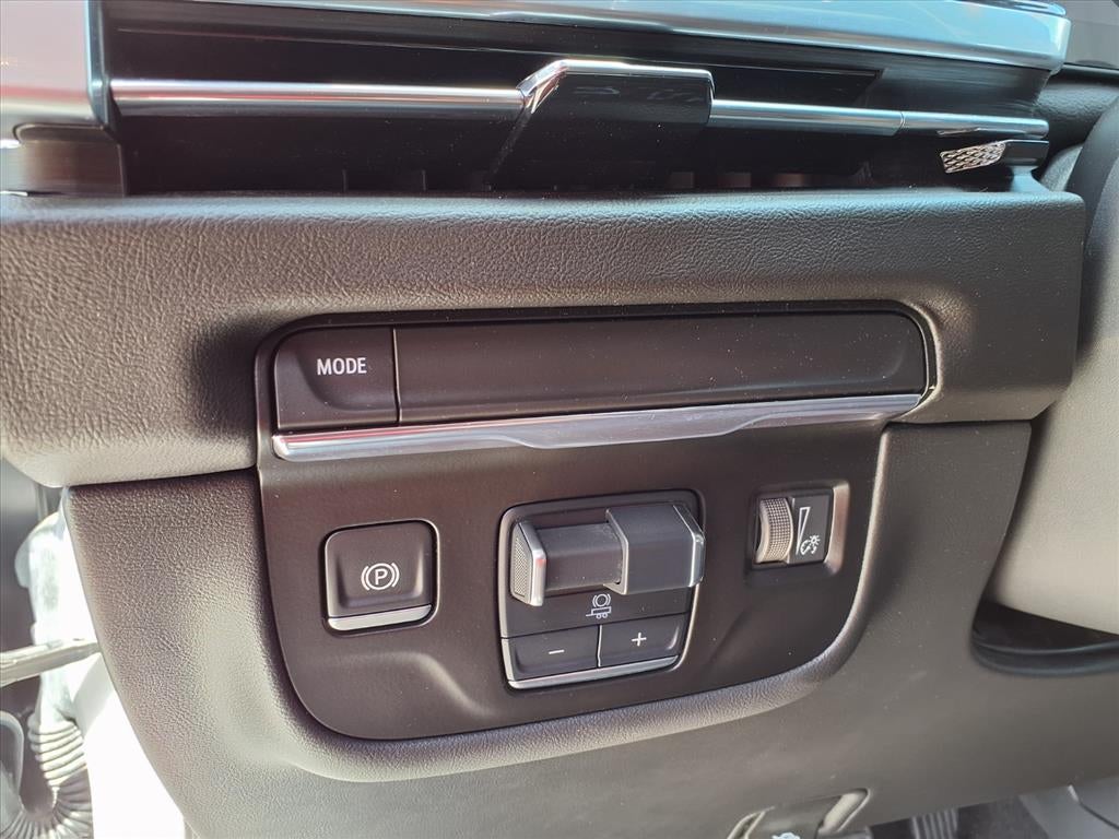 2025 Cadillac Escalade ESV Sport